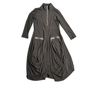 IC Collection Black Avant‎ Garde Zip Front Ruched Bubble Hem Dress Sm Gold Specs